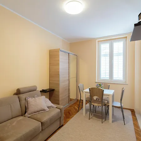 Apartment Ivana *
