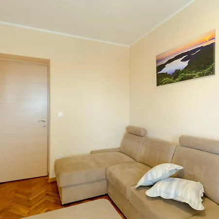 Apartment Ivana *