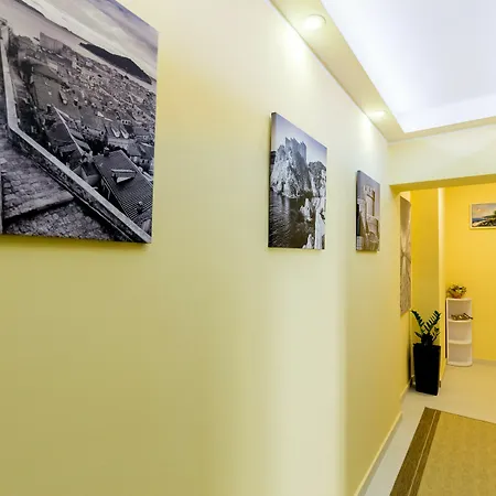 Ivana Apartment *